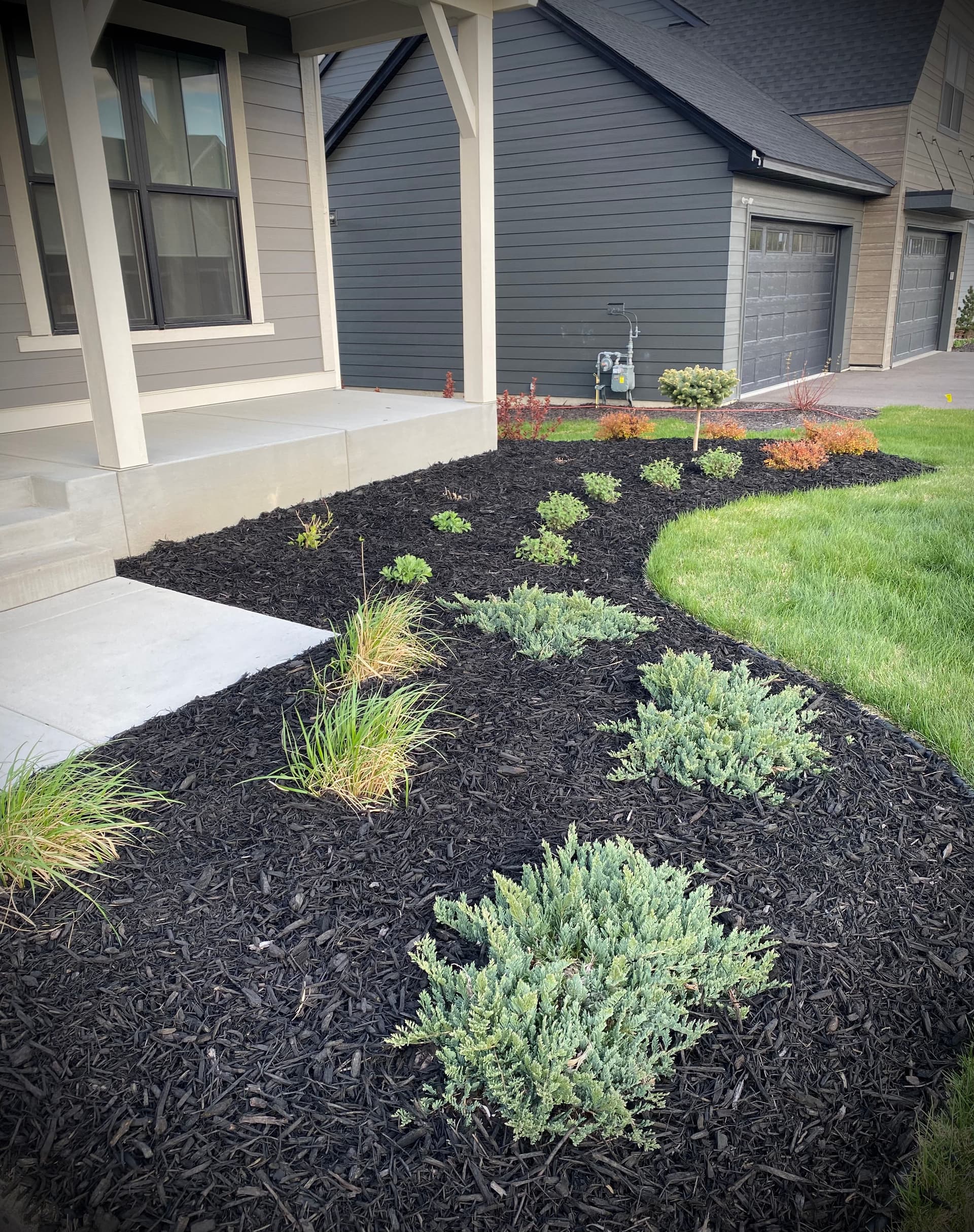 Gallery photos for Fresh Mulch Refresh That Gave This Maple Grove Home Instant Curb Appeal: Image #2