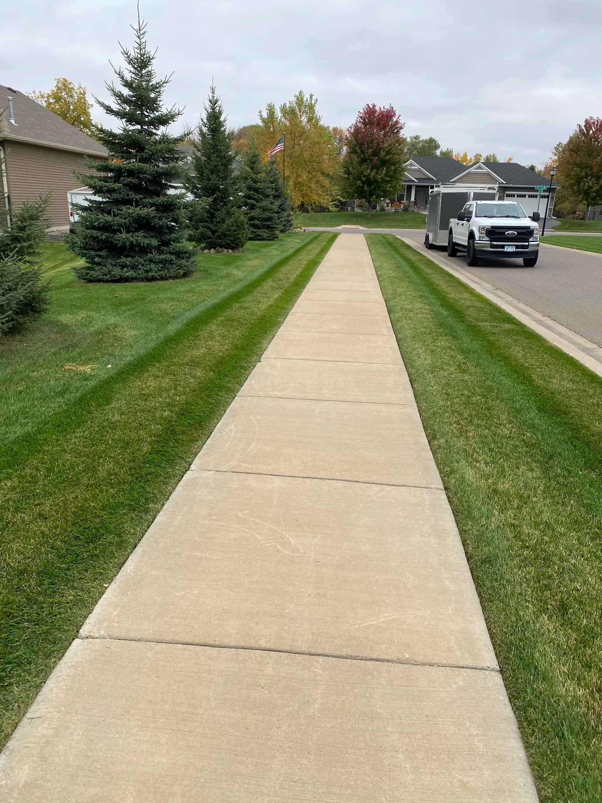 Fall Mowing and Lawn Edges Still Looking Sharp image